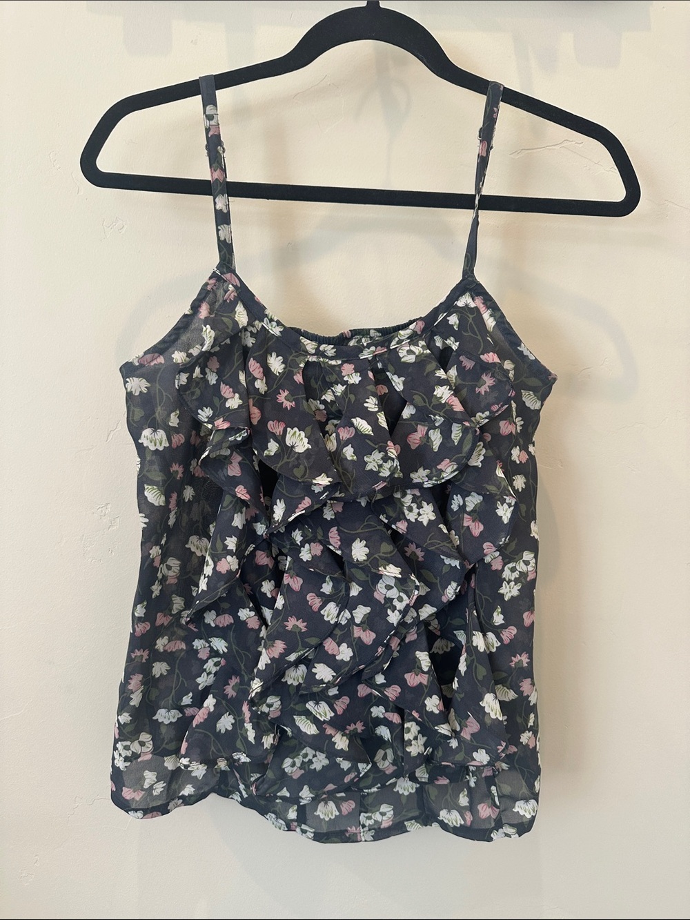 Fire Los Angeles Gray Floral Ruffle Front Tank